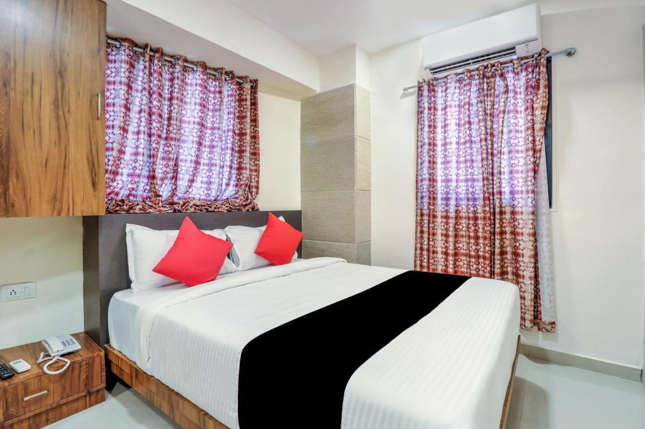 Hotel Crystal Inn Mumbai  Buitenkant foto