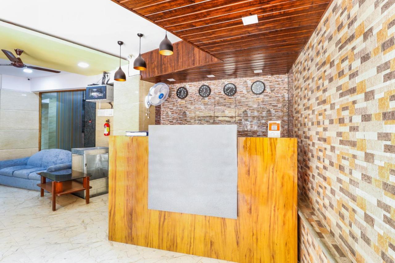 Hotel Crystal Inn Mumbai  Buitenkant foto
