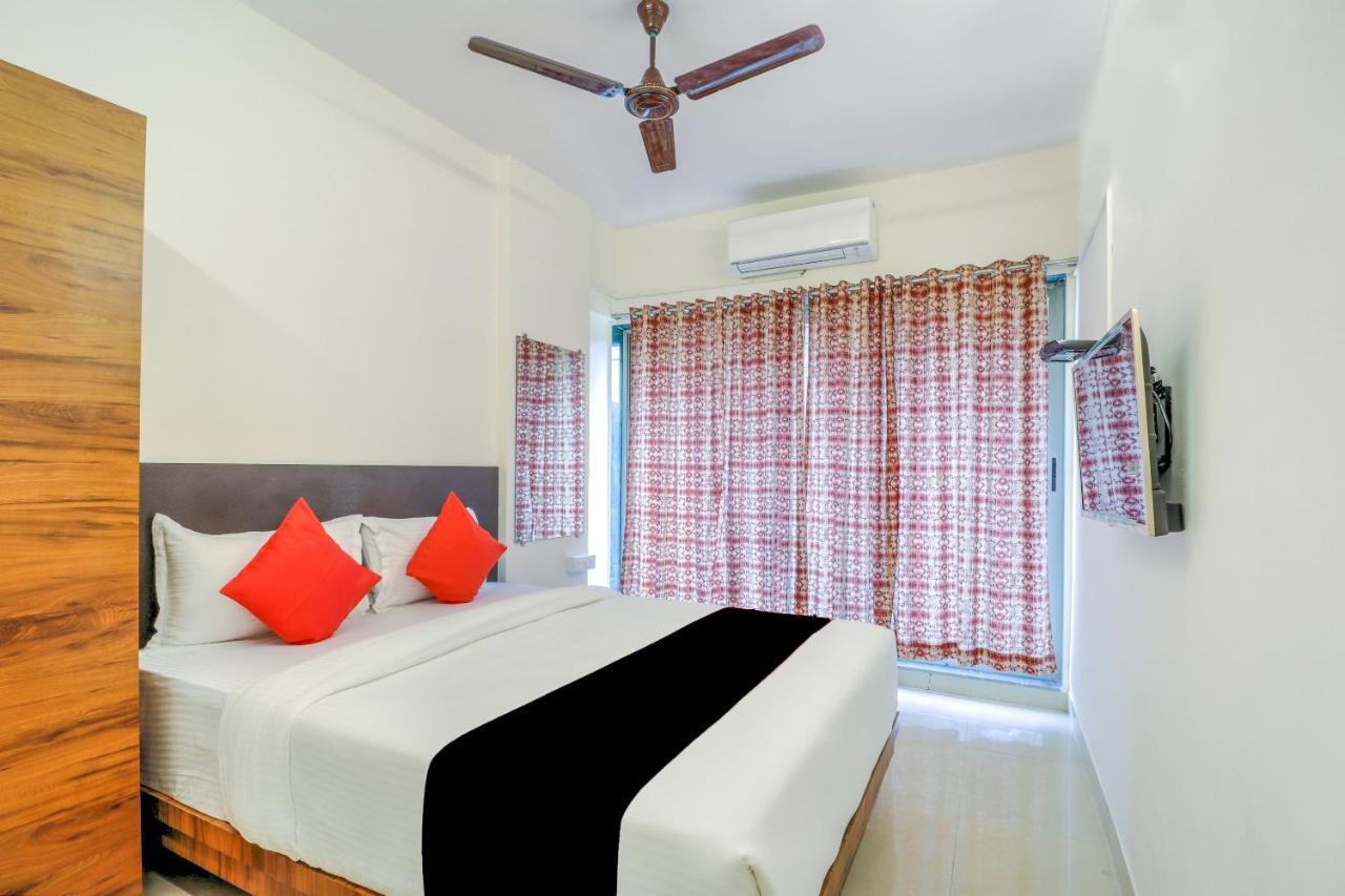 Hotel Crystal Inn Mumbai  Buitenkant foto